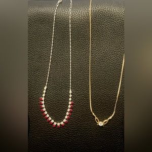 High quality fashion necklace in excellent condition. Bundle deal.